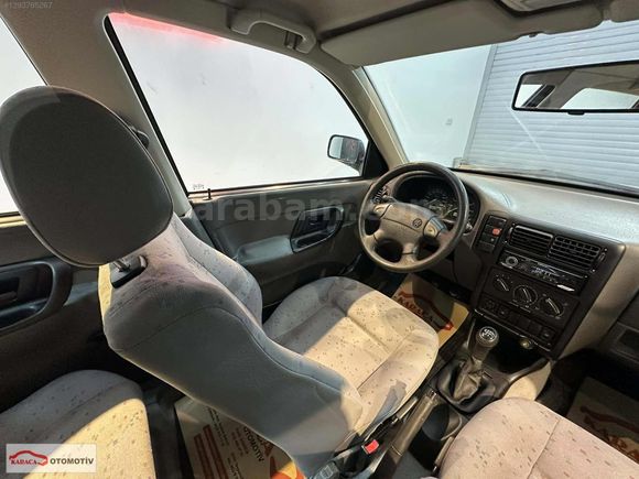 KARACA'dan 1996 VW POLO CLASSİC 1.6 BOYASIZ 218.000 KM. GÜMRÜK