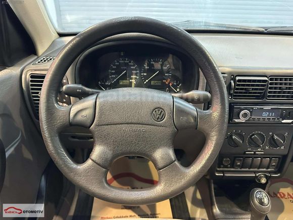 KARACA'dan 1996 VW POLO CLASSİC 1.6 BOYASIZ 218.000 KM. GÜMRÜK