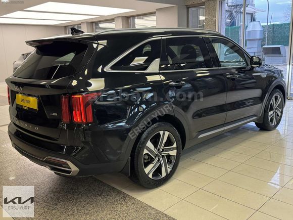 KIA ERSU YURT 2021 SORENTO 1.6L HİBRİT PRESTİGE 4X4 7K OTOMATİK
