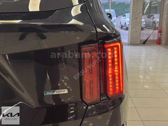 KIA ERSU YURT 2021 SORENTO 1.6L HİBRİT PRESTİGE 4X4 7K OTOMATİK