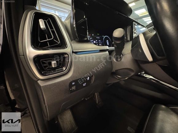 KIA ERSU YURT 2021 SORENTO 1.6L HİBRİT PRESTİGE 4X4 7K OTOMATİK