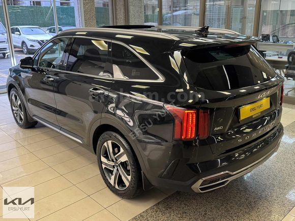 KIA ERSU YURT 2021 SORENTO 1.6L HİBRİT PRESTİGE 4X4 7K OTOMATİK
