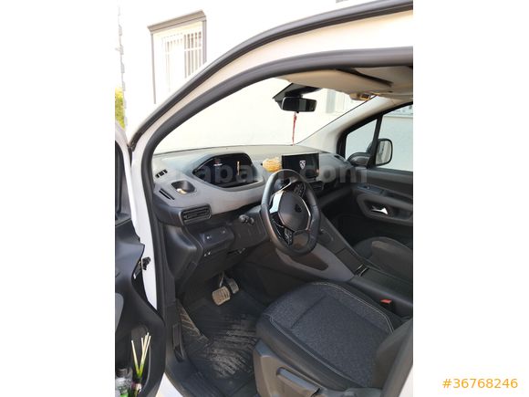 Sahibinden Peugeot Rifter 1.5 BlueHDI Allure 2024 Model