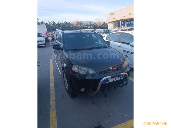 Sahibinden Honda HR-V 4WD 2005 Model DEĞİŞENSİZ TRAMERSİZ