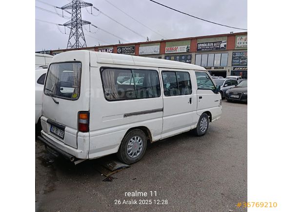 Galeriden Mitsubishi L 300 Camlı Van 2001 Model Afyonkarahisar