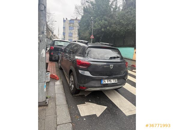 Sahibinden Dacia Sandero Stepway 1.0 Eco-G Essential 2022 Model 