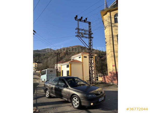Sahibinden Renault Laguna 1.8 RXE 2000 Model 