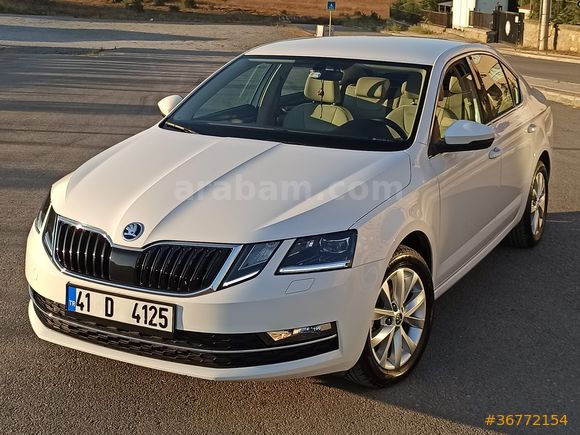 Öğretmenden düşük km Sahibinden Skoda Octavia 1.6 TDI Style 2017 Model