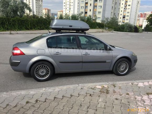 Sahibinden 0 masraflı 0 şanzuman takıldı Renault Megane 1.6 Coupe Dynamique 2004 Model 