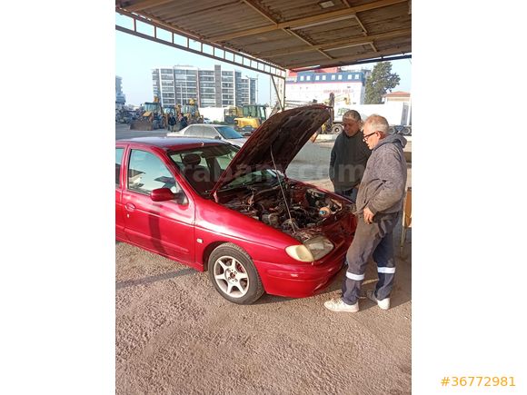 MEGANE 2.0 RXE TEMİZ BAKIMLI TAKASA AÇIK