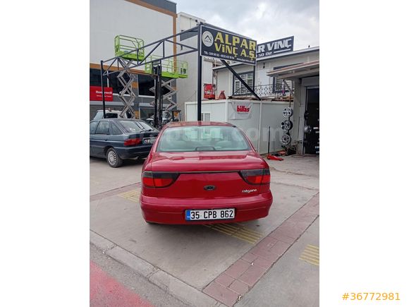 MEGANE 2.0 RXE TEMİZ BAKIMLI TAKASA AÇIK