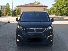 Sahibinden Peugeot Expert Traveller 2.0 BlueHDI 2023 Model aracım servis bakımlı hatta 14.01.2026’da yapıldı