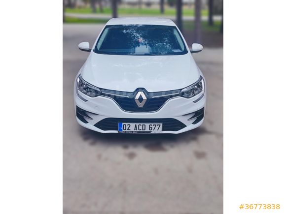 Sahibinden Renault Megane 1.3 TCe Joy 2021 Model Adana 23 binkm Beyaz