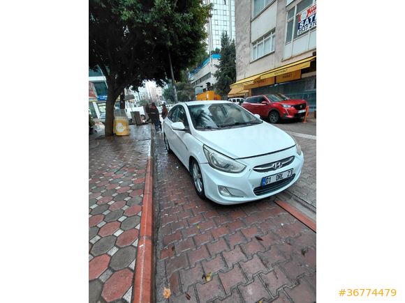 Sahibinden Hyundai Accent Blue 1.6 CRDI Mode Plus 2015 Model