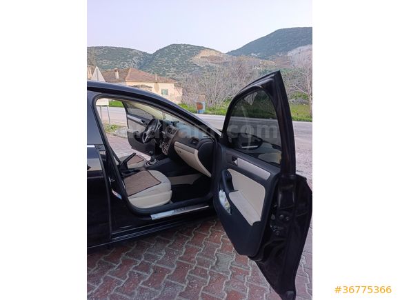Sahibinden Volkswagen Jetta 1.2 TSi Trendline 2012 Model