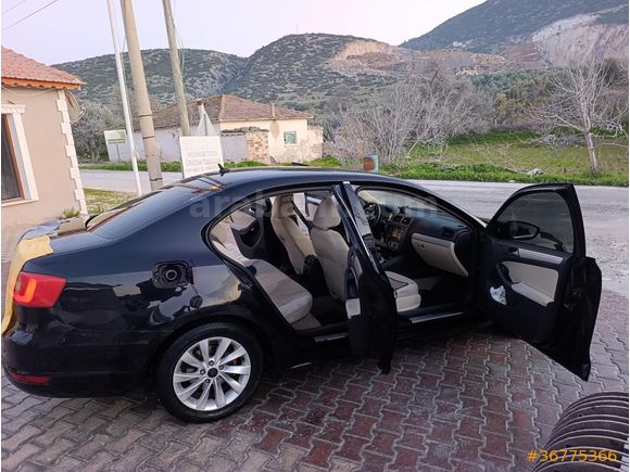 Sahibinden Volkswagen Jetta 1.2 TSi Trendline 2012 Model