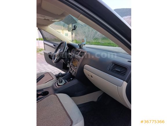 Sahibinden Volkswagen Jetta 1.2 TSi Trendline 2012 Model