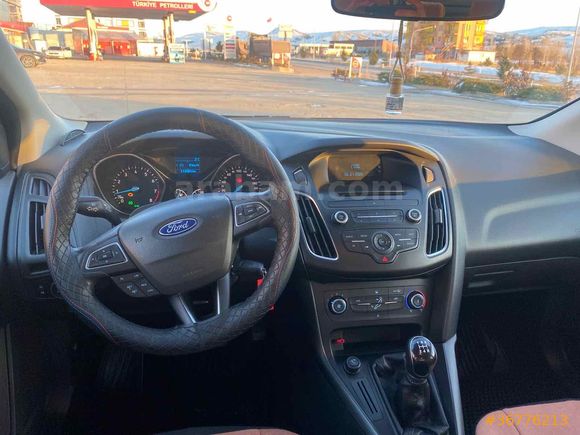 Sahibinden Ford Focus 1.6 Ti-VCT Trend X 2015 Model 