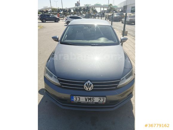 Sahibinden Volkswagen Jetta 1.6 TDi Comfortline 2015 Model  283.000 km Füme