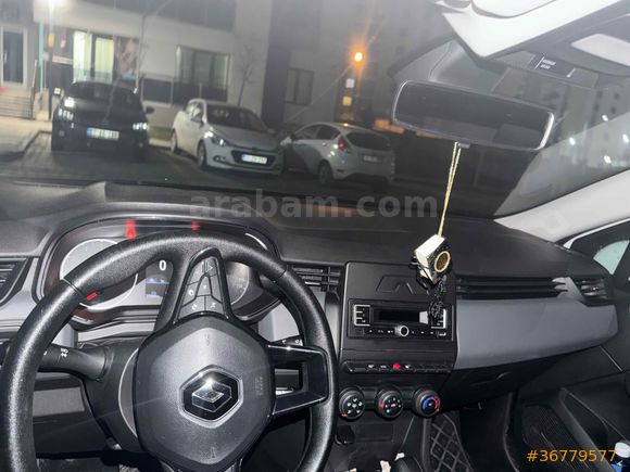 Sahibinden Renault Clio 1.0 TCe Joy 2022 Model 