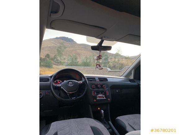 memurdan değişensiz  Volkswagen Caddy 2.0 TDI Trendline 2020 Model  147.000 km Gri