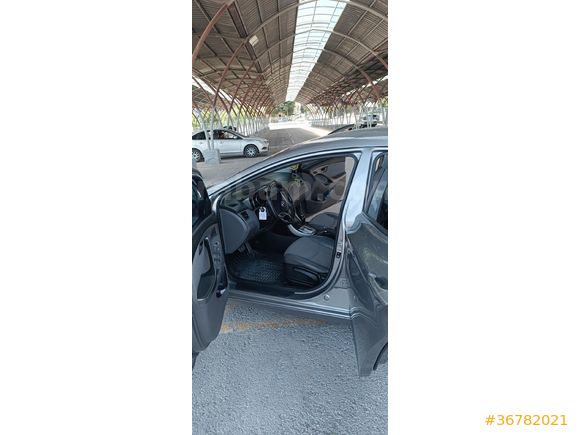 Satlık Hyundai Elantra 2011 Model
