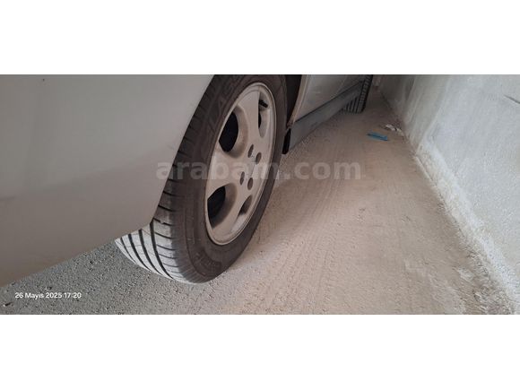 Hatasız  Opel Astra 1.6 Edition 2000 Model