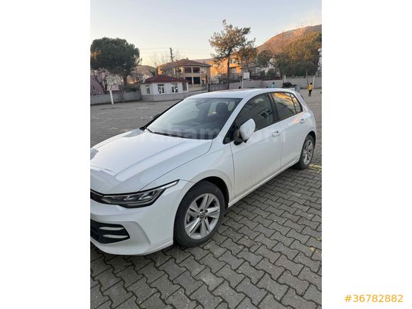Sahibinden Volkswagen Golf 1.5 eTSI Life 2025 Model 