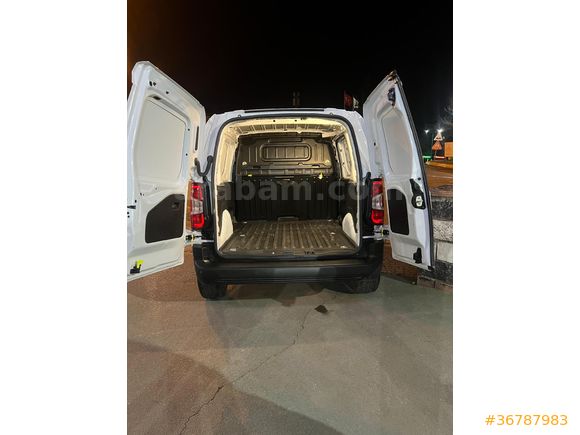Sahibinden Opel Combo 1.5 CDTI Edition 2024 Model