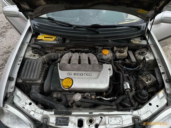 Sahibinden Opel Corsa 1.4 100.Yıl 2000 Model 
