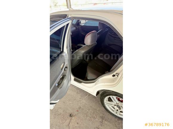 Sahibinden Hyundai Accent 1.3 LX 2000 Model 