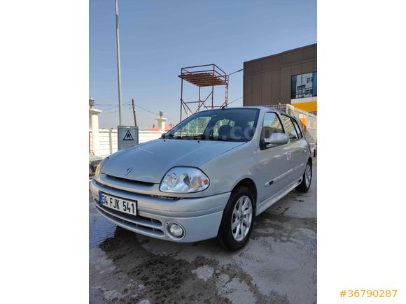 Sahibinden Renault Clio 1.4 16V RXT 2001 Tam Otomatik 132.000 km Gri