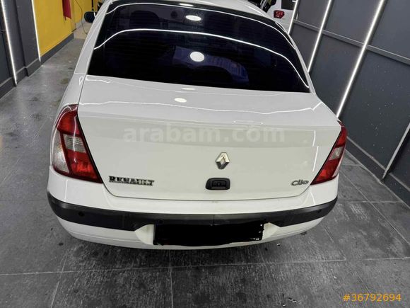 Sahibinden Renault Clio 1.4 Expression 2005 Model 