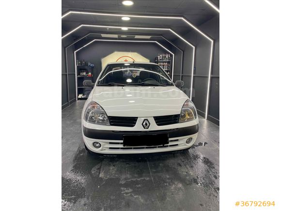 Sahibinden Renault Clio 1.4 Expression 2005 Model 