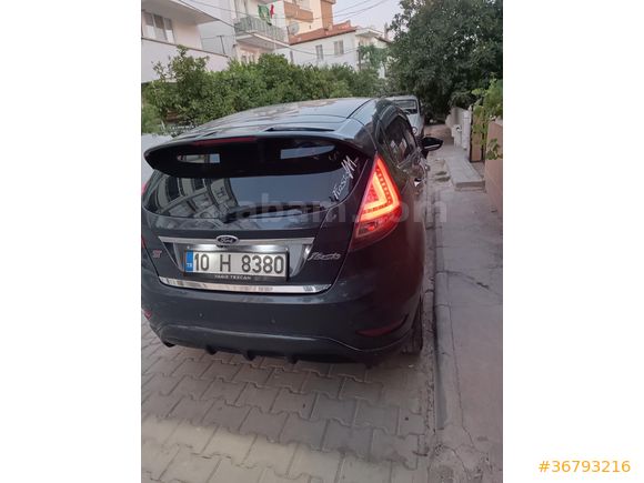 Sahibinden Ford Fiesta 1.4 Titanium X 2011 Model