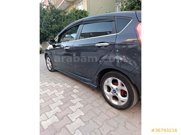 Sahibinden Ford Fiesta 1.4 Titanium X 2011 Model