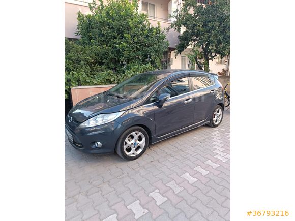 Sahibinden Ford Fiesta 1.4 Titanium X 2011 Model