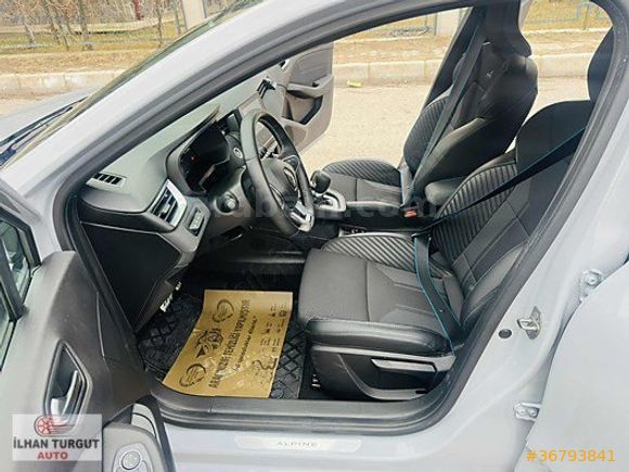 İLHAN TURGUT AUTO'DAN 2024 CLİO TECHNO ESPRİT ALPİNE