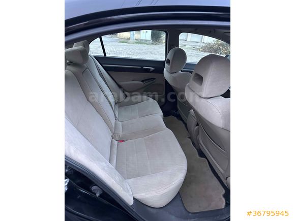 Sahibinden Honda Civic 1.6 Elegance 2010 Model  187.000 km Siyah