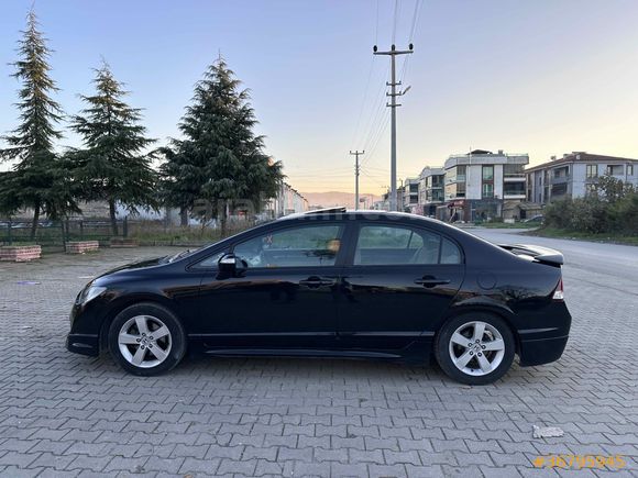 Sahibinden Honda Civic 1.6 Elegance 2010 Model  187.000 km Siyah