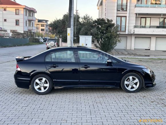 Sahibinden Honda Civic 1.6 Elegance 2010 Model  187.000 km Siyah