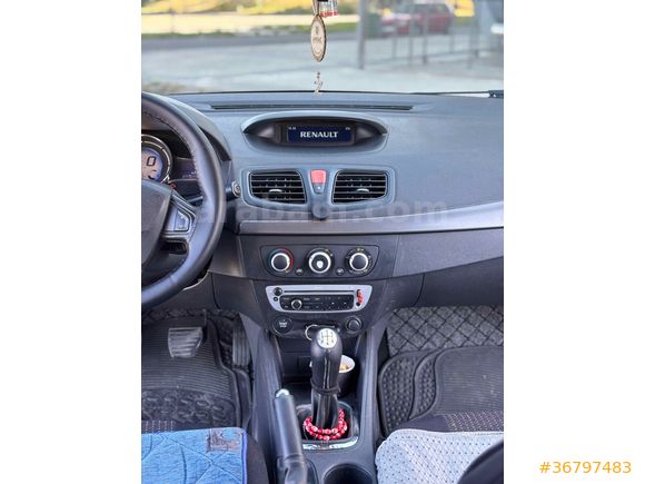 Sahibinden Renault Fluence 1.5 dCi Touch 2014 Model 