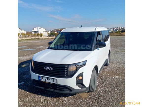 Sahibinden Ford Tourneo Courier 1.5 EcoBlue Deluxe 2024 Model  50.000 km Beyaz