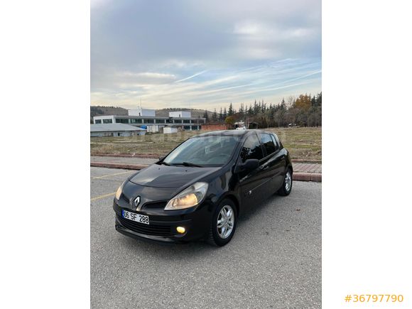 Sahibinden Renault Clio 1.5 dCi Authentique 2006 Model  212.000 km Siyah
