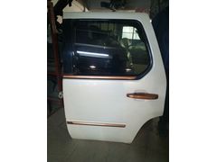 ESCALADE SOL ARKA KAPI SÖKME ORJİNAL SAVAS OTO 05323592216