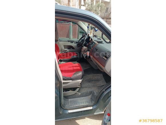 Sahibinden Volkswagen MultiVan 1.9 TDI 2004 Model  440.000 km Gri (titanyum)
