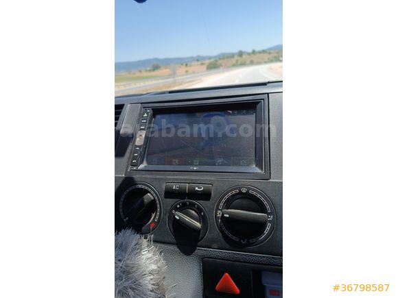 Sahibinden Volkswagen MultiVan 1.9 TDI 2004 Model  440.000 km Gri (titanyum)