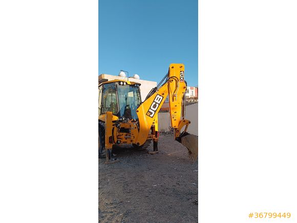 JCB 4CX PRO DUALDRİVE 2025 ÇIKIŞLI 1900 SAATSahibinden JCB