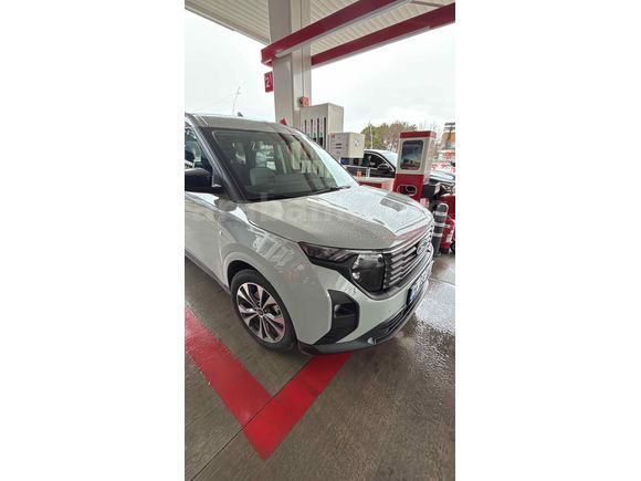 Sahibinden Ford Tourneo Courier 1.0 EcoBoost Titanium 2025 Model 