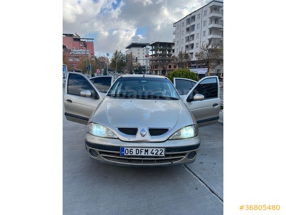SAHİBİNDEN DEĞİŞENSİZ MEGANE1 1.6 16V